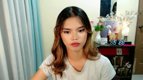 Megan online show from May 14, 2026, 1:29 pm