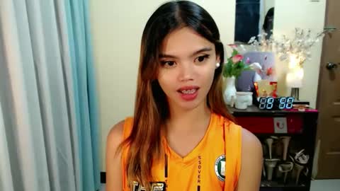 Megan online show from May 15, 2026, 1:51 pm