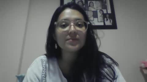 sweetyypeach online show from February 17, 2025, 3:04 am