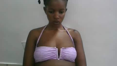 sweetz_candice online show from October 19, 2025, 11:55 am