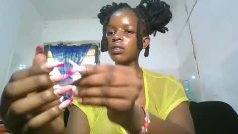 Snapshot of sweetz_candice chatting on January 15, 2026, 12:43 pm sweetz_candice online show from January 15, 2026, 12:43 pm