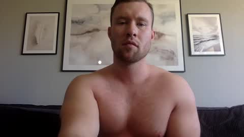 Snapshot of swekingxx chatting on February 17, 2025, 12:48 pm swekingxx online show from February 17, 2025, 12:48 pm