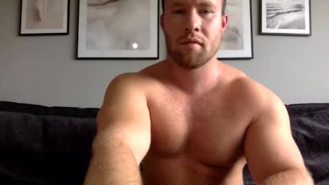 Snapshot of swekingxx chatting on September 9, 2025, 11:54 am swekingxx online show from September 9, 2025, 11:54 am