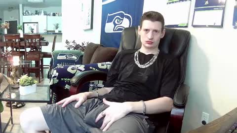 Kile online show from March 4, 2025, 5:24 pm