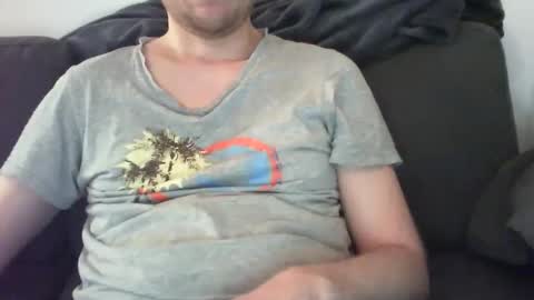 Snapshot of swim_696969 chatting on February 21, 2025, 6:15 pm M online show from February 21, 2025, 6:15 pm