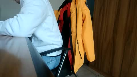 swimbtm online show from April 2, 2026, 8:23 am