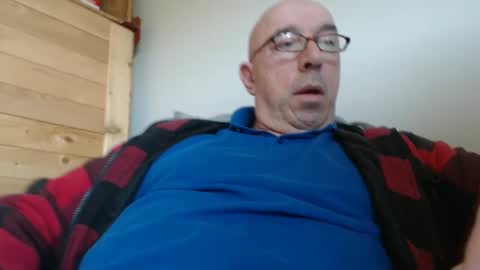 swissscooby55 online show from March 5, 2025, 10:11 am