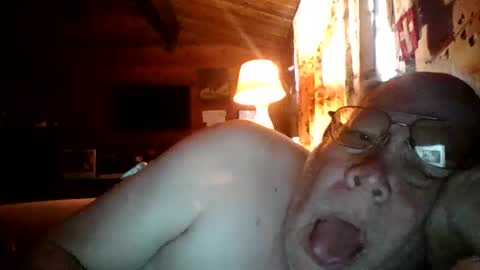 Snapshot of swm769 chatting on March 28, 2026, 7:13 pm swm online show from March 28, 2026, 7:13 pm