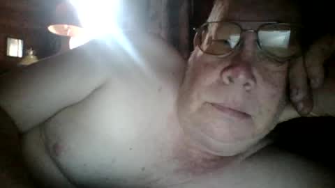 Snapshot of swm769 chatting on June 24, 2026, 6:40 pm swm online show from June 24, 2026, 6:40 pm