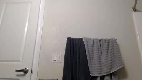 swollenhelmenthead online show from December 28, 2024, 9:19 pm