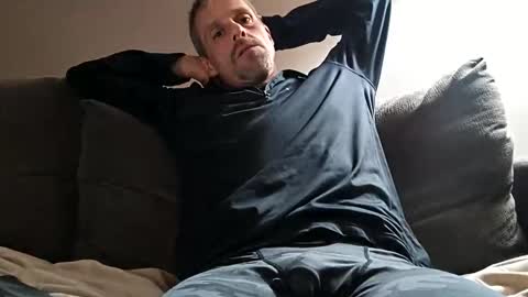 swontguy2025 online show from November 15, 2025, 5:27 am