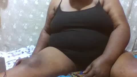 swtmilkymom online show from September 13, 2025, 5:51 am