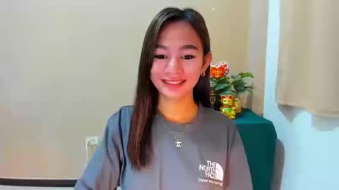 Snapshot of swyt_jane chatting on October 8, 2025, 10:46 am swyt_jane online show from October 8, 2025, 10:46 am