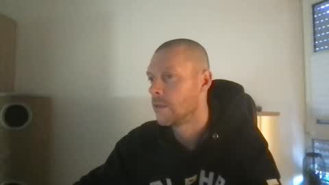 Snapshot of sx1904 chatting on February 18, 2025, 2:49 pm sx1904 online show from February 18, 2025, 2:49 pm