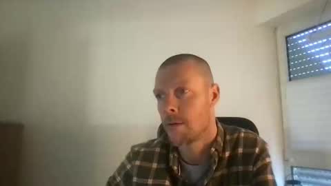 Snapshot of sx1904 chatting on March 4, 2025, 2:53 pm sx1904 online show from March 4, 2025, 2:53 pm