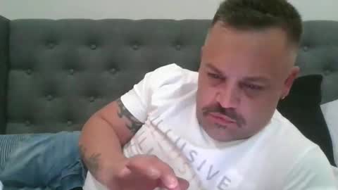 sxylegsturnmeon online show from November 29, 2025, 6:44 pm