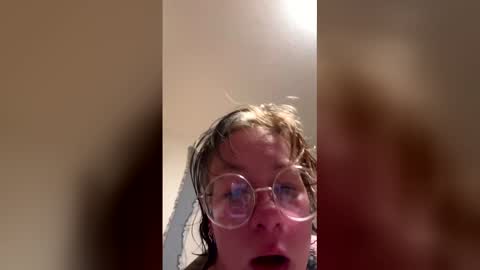sydnasty97 online show from April 26, 2026, 2:20 am