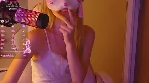Snapshot of sydney_max chatting on February 1, 2025, 2:05 am Milena online show from February 1, 2025, 2:05 am