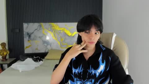 sylasfrost online show from November 30, 2025, 8:46 pm