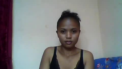 Snapshot of sylvaniah01 chatting on May 22, 2026, 7:37 am sylvaniah01 online show from May 22, 2026, 7:37 am