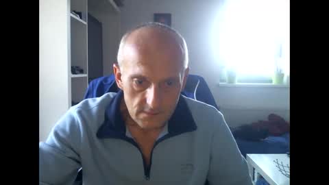 sylverstart92 online show from January 1, 2025, 8:35 am