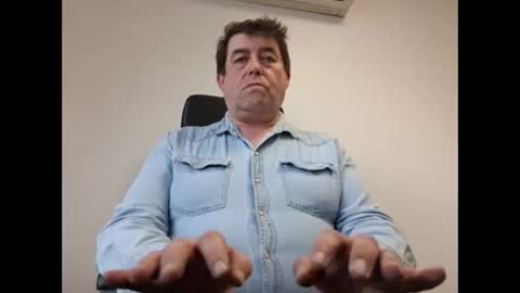 Snapshot of sympa_trique chatting on September 26, 2025, 2:32 pm sympa_trique online show from September 26, 2025, 2:32 pm