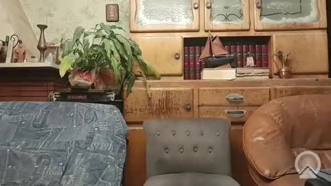 Snapshot of sympa_trique chatting on October 28, 2025, 7:38 pm sympa_trique online show from October 28, 2025, 7:38 pm