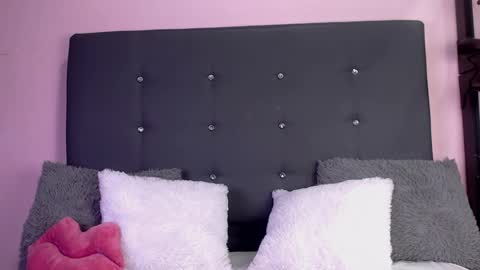 Snapshot of symphonny1 chatting on December 30, 2024, 6:38 pm symphonny online show from December 30, 2024, 6:38 pm