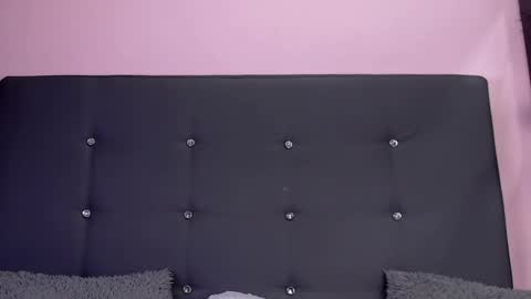 Snapshot of symphonny1 chatting on February 9, 2025, 6:26 pm symphonny online show from February 9, 2025, 6:26 pm