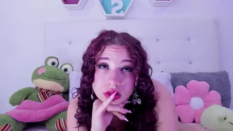 Snapshot of symphonny1 chatting on October 4, 2025, 1:36 am symphonny online show from October 4, 2025, 1:36 am