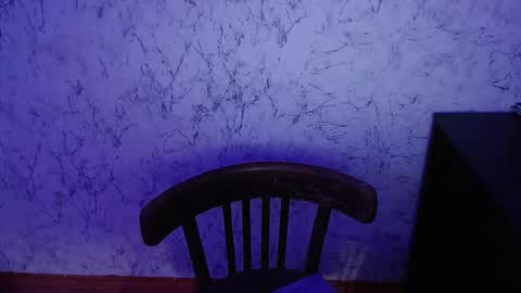 SyrenDixon online show from September 18, 2025, 9:44 am