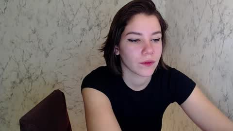 SyrenDixon online show from December 20, 2025, 5:42 pm