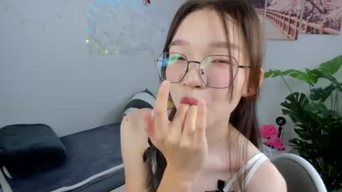 Yuki online show from June 21, 2026, 3:47 pm