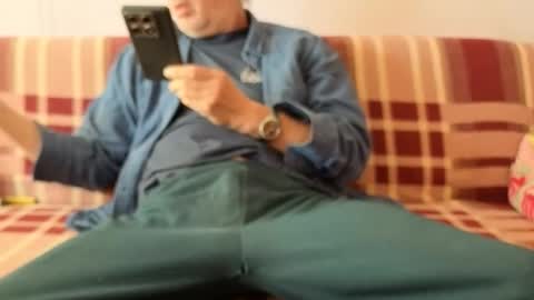 szaszinno6669068 online show from September 20, 2025, 6:03 am