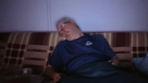 szaszinno6669068 online show from October 4, 2025, 12:08 am