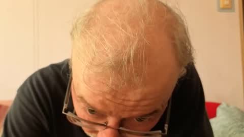 szaszinno6669068 online show from October 17, 2025, 12:19 pm