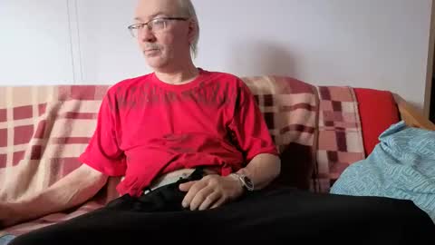 szaszinno6669068 online show from October 23, 2025, 7:51 am