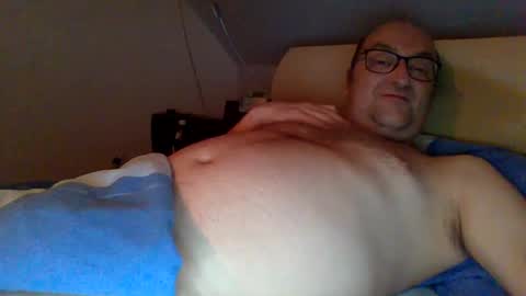 Snapshot of t0815 chatting on January 17, 2025, 8:33 pm t0815 online show from January 17, 2025, 8:33 pm