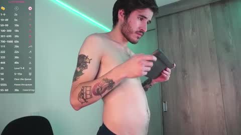 Snapshot of t0ny_wylie chatting on December 15, 2024, 7:35 am t0ny_wylie online show from December 15, 2024, 7:35 am