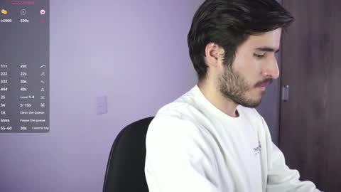 Snapshot of t0ny_wylie chatting on December 18, 2024, 5:37 am t0ny_wylie online show from December 18, 2024, 5:37 am