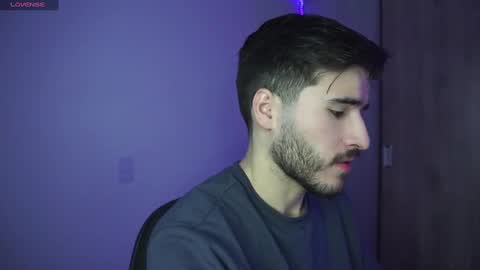 Snapshot of t0ny_wylie chatting on December 23, 2024, 10:32 am t0ny_wylie online show from December 23, 2024, 10:32 am