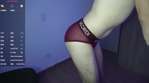 Snapshot of t0ny_wylie chatting on December 23, 2024, 4:39 pm t0ny_wylie online show from December 23, 2024, 4:39 pm