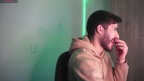 Snapshot of t0ny_wylie chatting on January 9, 2025, 11:47 am t0ny_wylie online show from January 9, 2025, 11:47 am