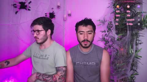 Snapshot of t0ny_wylie chatting on October 22, 2025, 9:14 pm t0ny_wylie online show from October 22, 2025, 9:14 pm