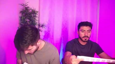 t0ny_wylie online show from January 9, 2026, 9:27 pm