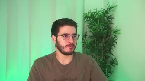t0ny_wylie online show from April 25, 2026, 1:52 pm
