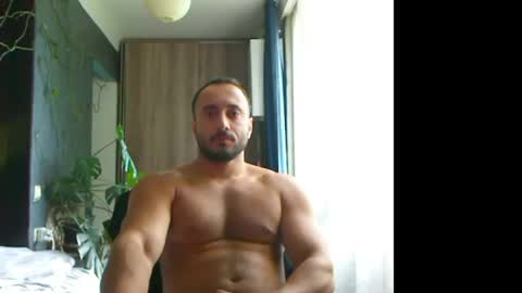 Huracane online show from July 19, 2026, 3:38 pm