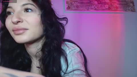 Snapshot of taachick chatting on March 18, 2026, 7:44 am T A A H I R A online show from March 18, 2026, 7:44 am