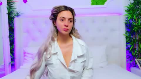 Arianna online show from December 4, 2025, 1:31 pm