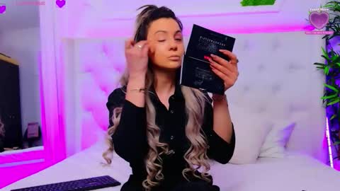 Snapshot of taahiraarabian chatting on February 25, 2026, 1:32 pm Arianna online show from February 25, 2026, 1:32 pm